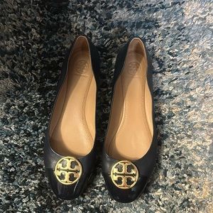 Tory burch navy flats size 8.5